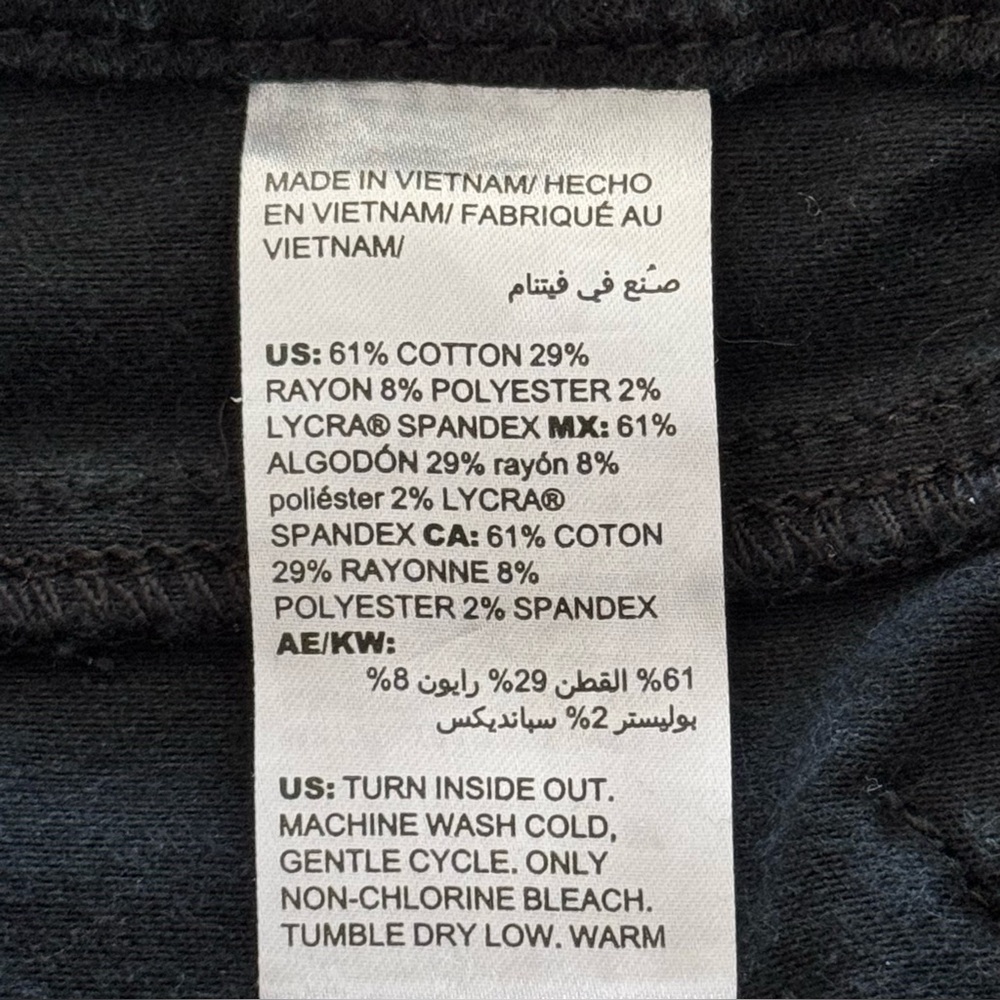 Chico's So Slimming Girlfriend Black Slim Leg Ankle Jeans Size 0.5 (US 6) - Picture 8 of 9
